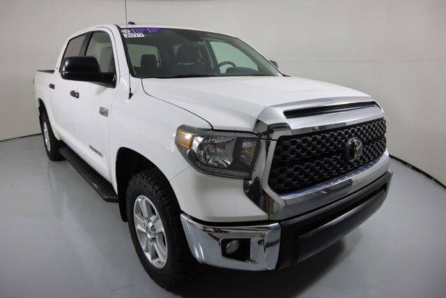 2019 Toyota Tundra SR5 4WD photo