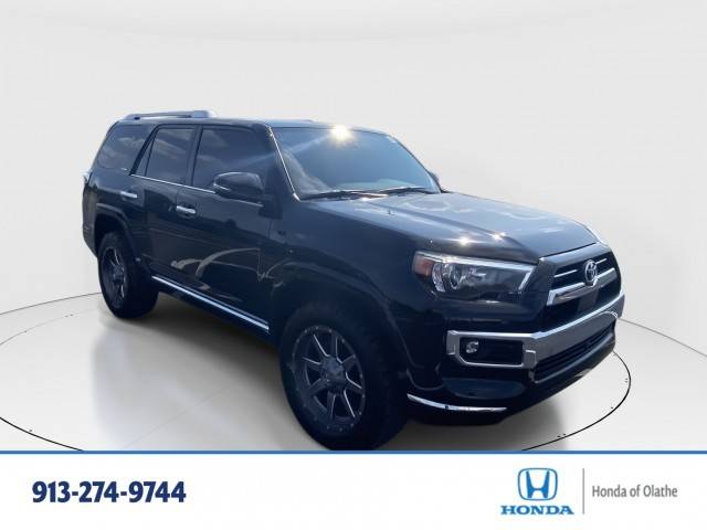 2023 Toyota 4Runner Limited 4WD photo