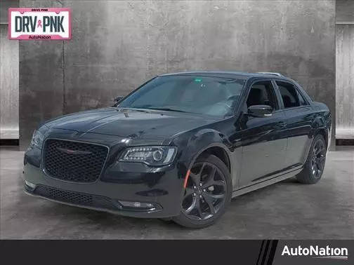 2022 Chrysler 300 300S RWD photo