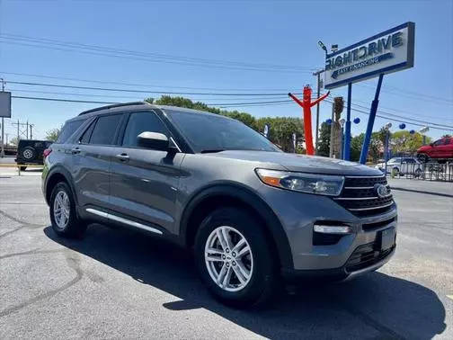 2023 Ford Explorer XLT 4WD photo