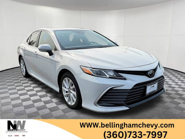 2022 Toyota Camry LE FWD photo