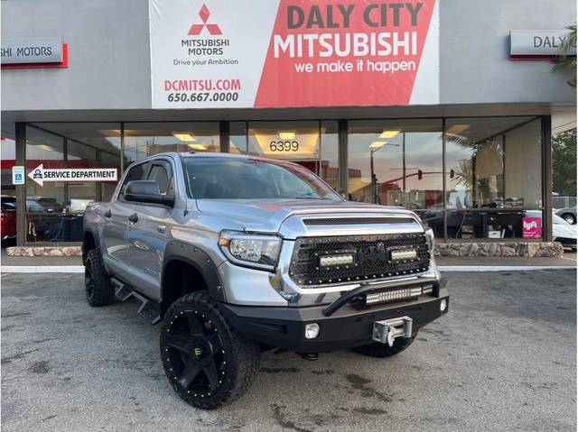 2015 Toyota Tundra SR5 4WD photo