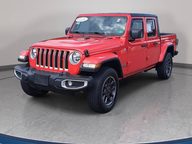 2023 Jeep Gladiator Overland 4WD photo