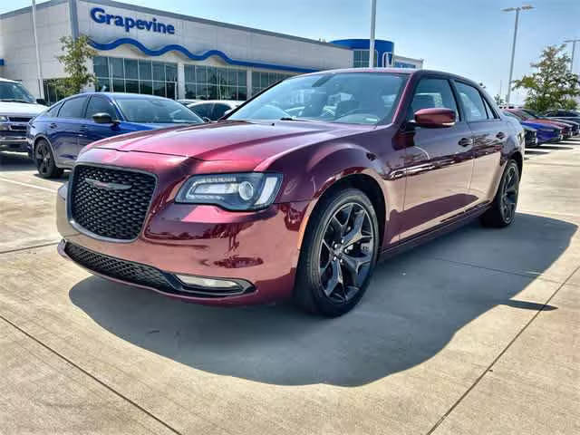 2023 Chrysler 300 300S RWD photo