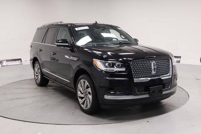 2022 Lincoln Navigator Reserve 4WD photo