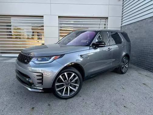 2022 Land Rover Discovery S R-Dynamic 4WD photo