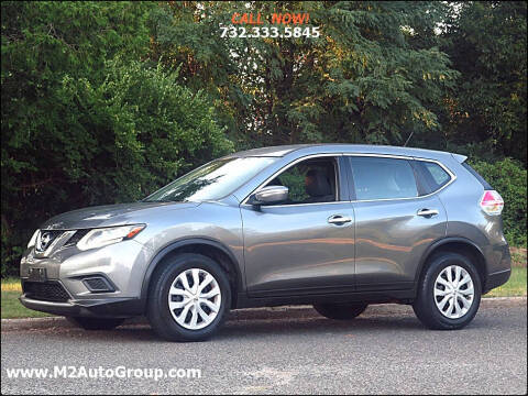 2015 Nissan Rogue SV FWD photo