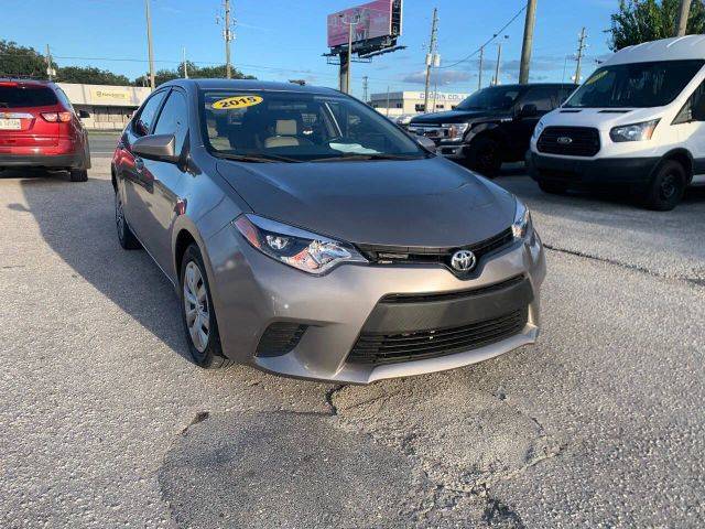 2015 Toyota Corolla FWD photo