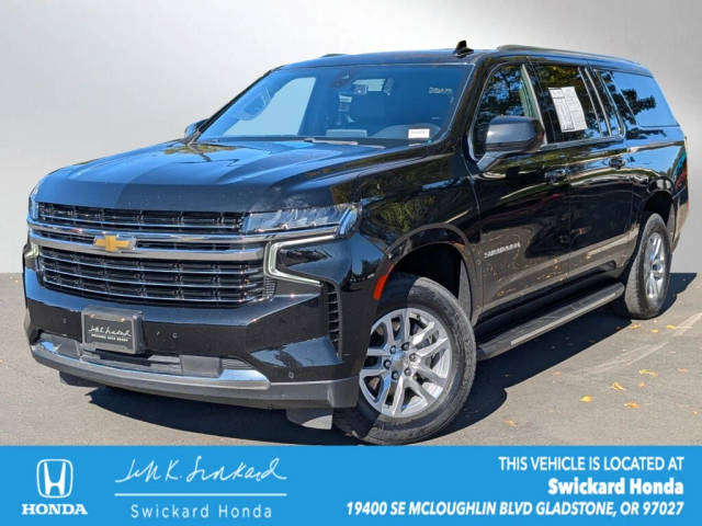 2022 Chevrolet Suburban LT 4WD photo