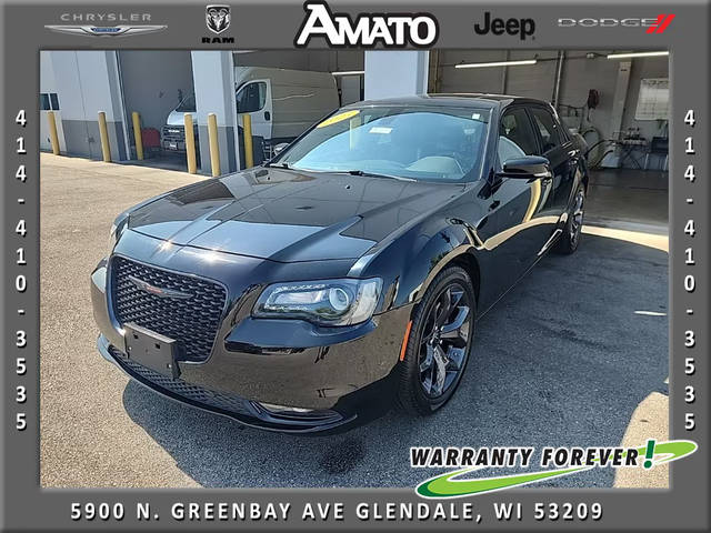 2023 Chrysler 300 300S RWD photo