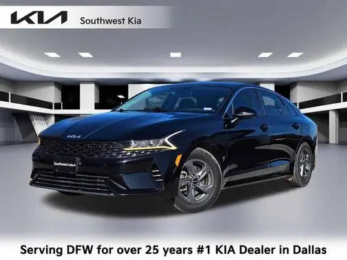2023 Kia K5 LXS FWD photo
