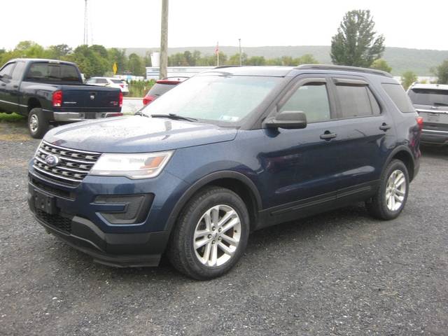 2016 Ford Explorer Base 4WD photo