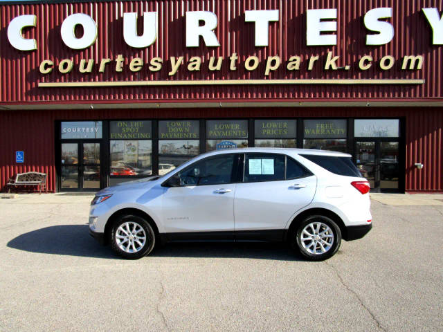 2019 Chevrolet Equinox LS AWD photo