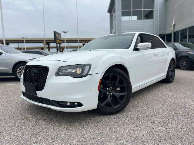 2022 Chrysler 300 300S RWD photo