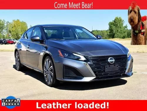 2023 Nissan Altima 2.5 SL FWD photo