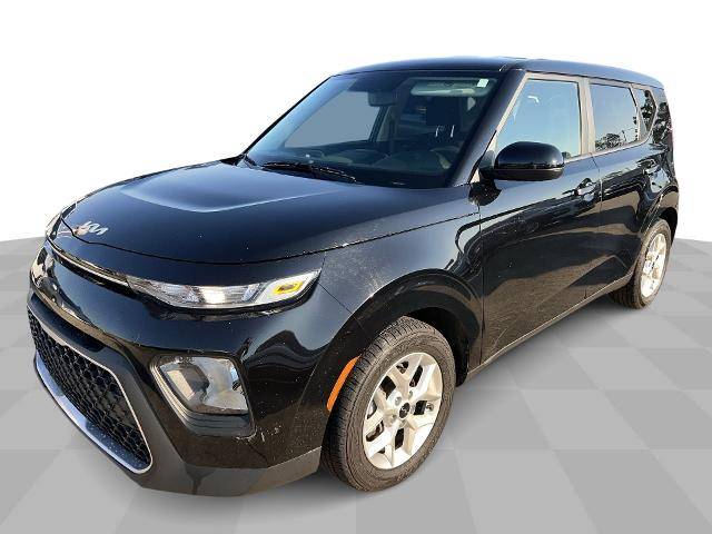 2022 Kia Soul LX FWD photo