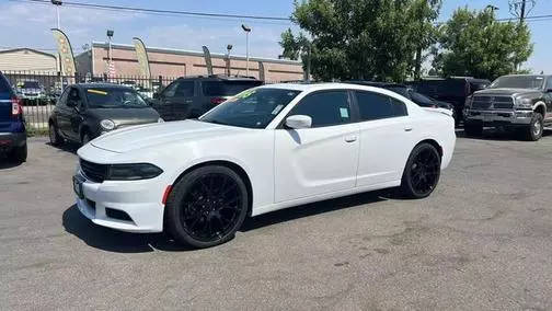 2019 Dodge Charger SXT RWD photo