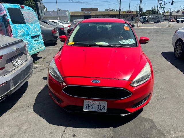 2015 Ford Focus SE FWD photo