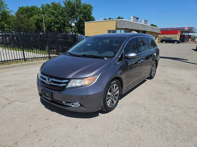 2015 Honda Odyssey Touring FWD photo