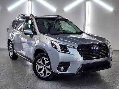 2023 Subaru Forester Premium AWD photo