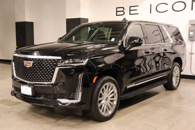 2022 Cadillac Escalade ESV Premium Luxury 4WD photo