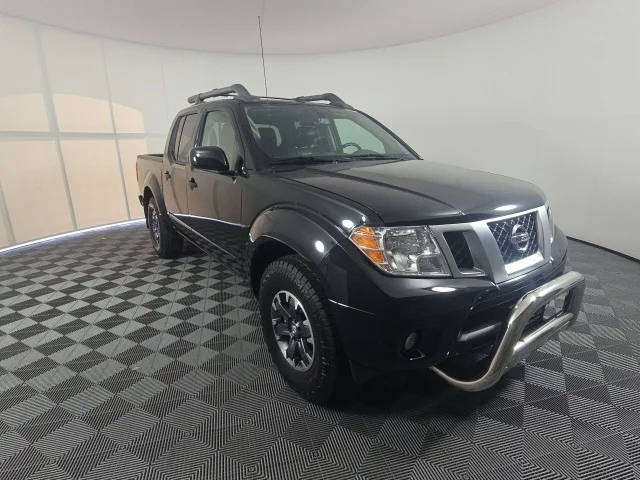 2021 Nissan Frontier PRO-4X 4WD photo