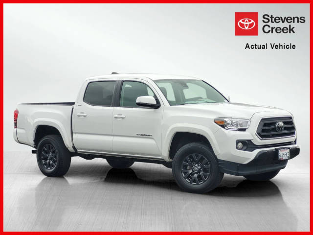 2022 Toyota Tacoma SR5 4WD photo