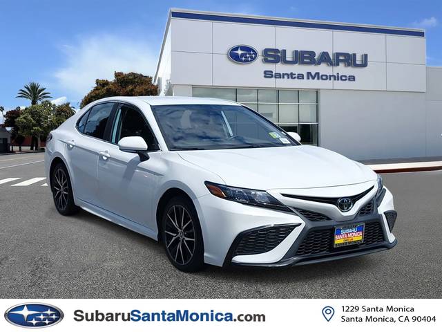 2023 Toyota Camry SE FWD photo