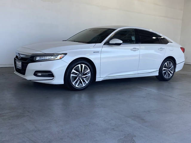 2019 Honda Accord Touring FWD photo