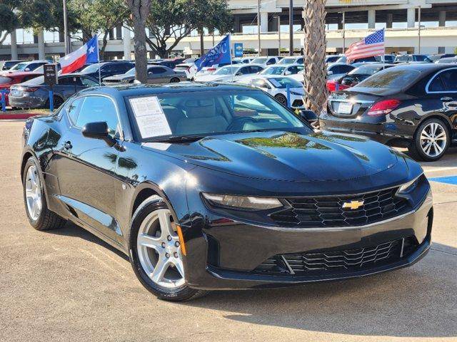 2022 Chevrolet Camaro 1LT RWD photo