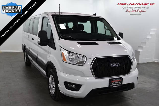 2021 Ford Transit Passenger Wagon XL RWD photo