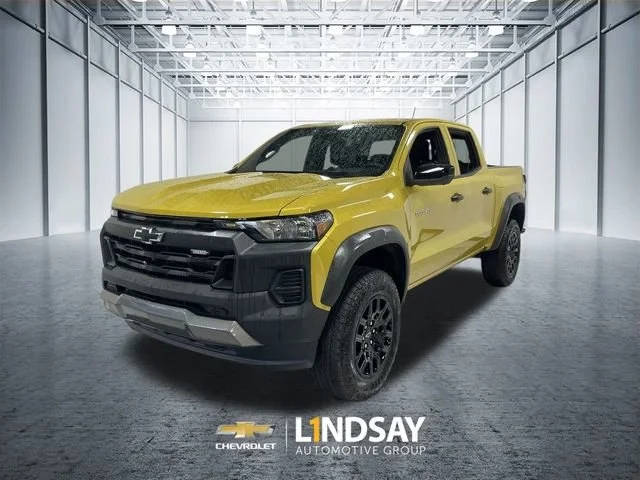 2023 Chevrolet Colorado 4WD Trail Boss 4WD photo