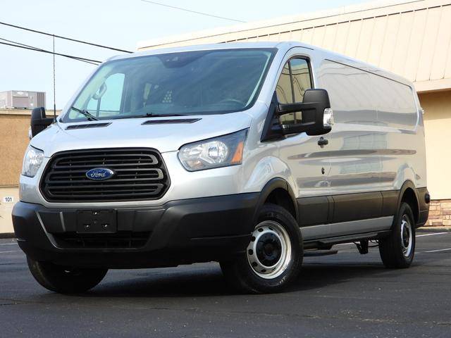 2019 Ford Transit Van  RWD photo