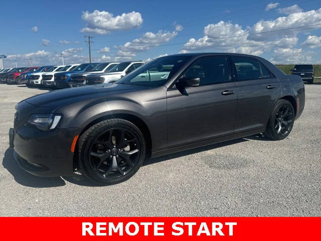 2023 Chrysler 300 300S RWD photo