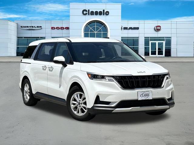 2023 Kia Carnival LX FWD photo