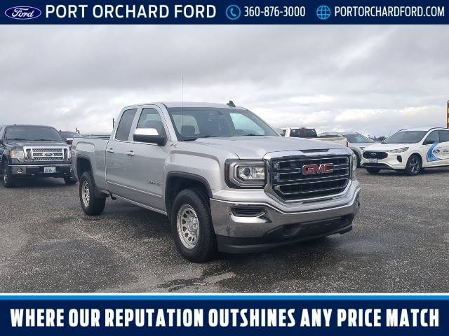 2017 GMC Sierra 1500 SLE 4WD photo