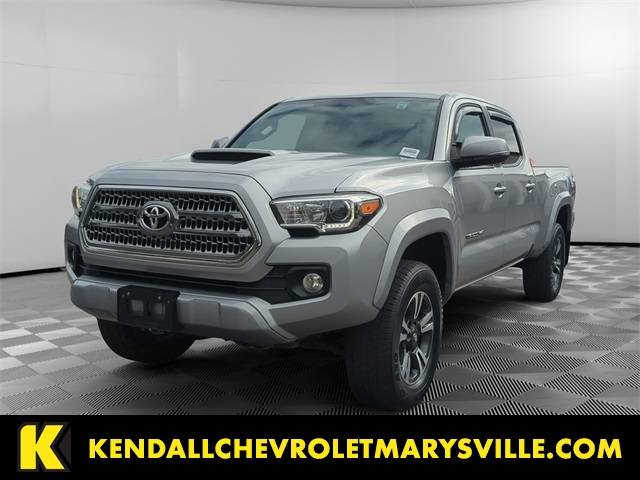 2017 Toyota Tacoma TRD Sport 4WD photo