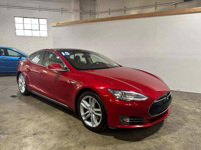 2015 Tesla Model S 70 kWh Battery RWD photo