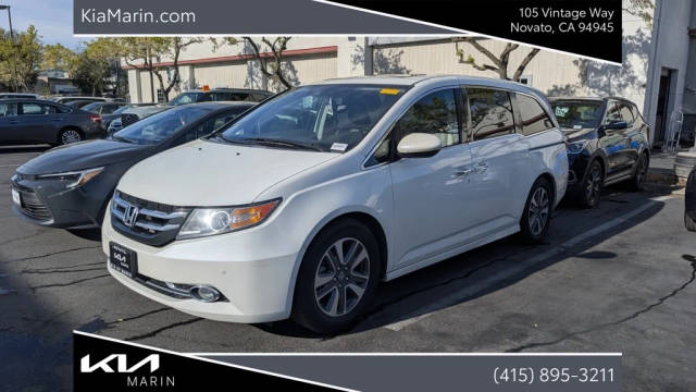 2015 Honda Odyssey Touring Elite FWD photo