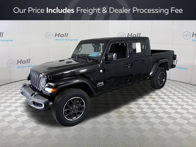 2023 Jeep Gladiator Overland 4WD photo