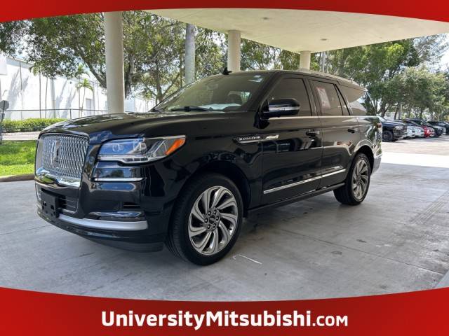 2022 Lincoln Navigator Reserve 4WD photo