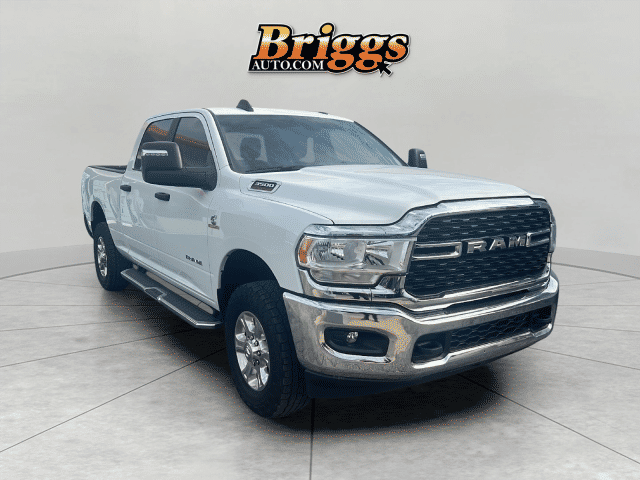 2023 Ram 3500 Big Horn 4WD photo