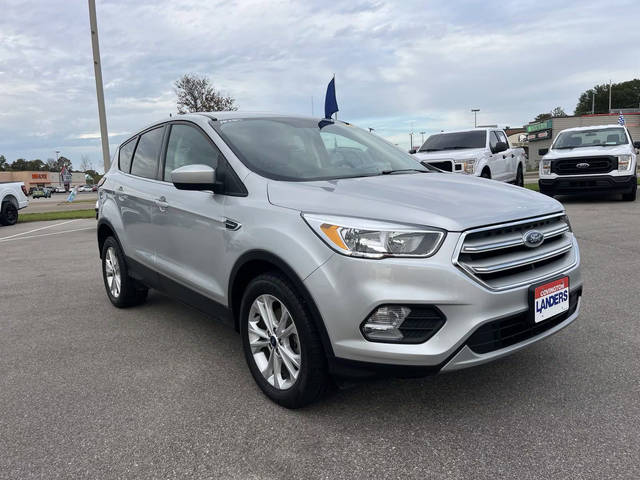 2019 Ford Escape SE FWD photo