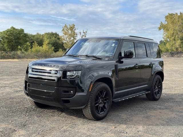 2022 Land Rover Defender 110 S 4WD photo