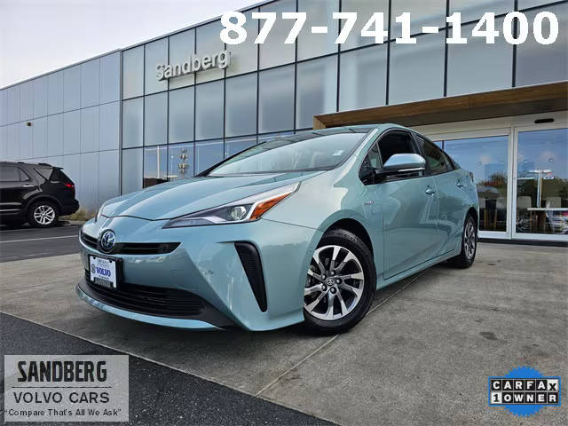 2019 Toyota Prius Limited FWD photo