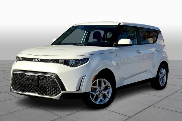 2023 Kia Soul LX FWD photo