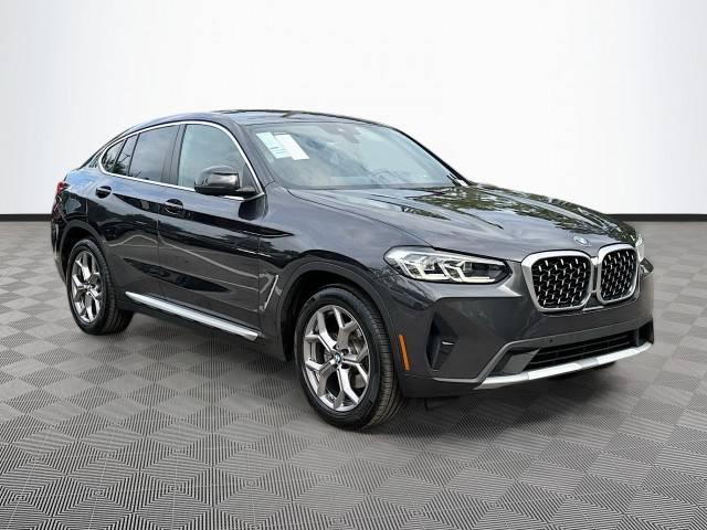 2022 BMW X4 xDrive30i AWD photo