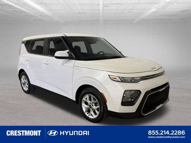 2022 Kia Soul LX FWD photo