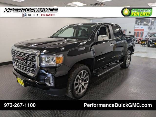 2022 GMC Canyon 4WD Denali 4WD photo