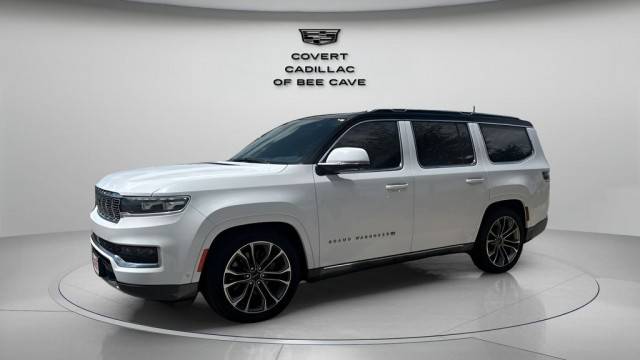 2022 Jeep Grand Wagoneer Series III 4WD photo